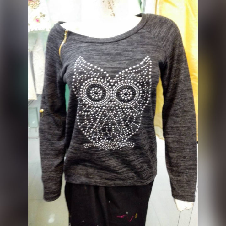 Black color sweater for females in woolen material by AAIMAs