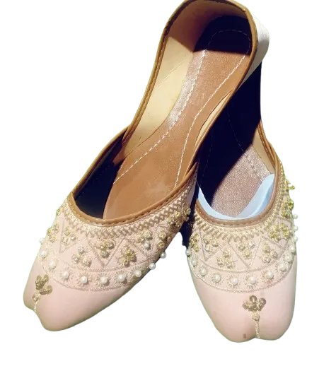 Black%20Embroidered%20Ladies%20Khussa%20-%20Image%208