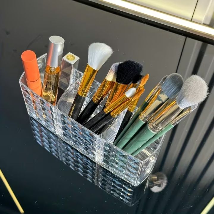 360%C2%B0%20Rotating%20Makeup%20Brush%20Storage%20Box%20Portable%20Desktop%20Cosmetic%20Organizer,7%20Slots%20Transparent%20Makeup%20Brush%20Box%20Dust%20Free%20Makeup%20Brush%20Organizer%20for%20Display%20Stand%20Bedroom%20Dresser%20Bathroom%20Counter%20Top%20-%20Image%204