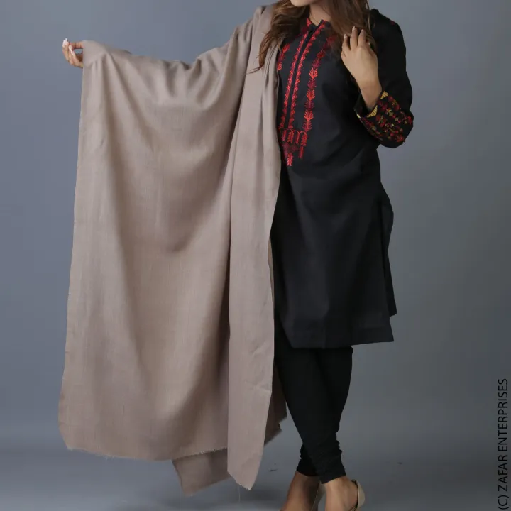 Pure%20Acrylic%20Wool%20Plain%20Fancy%20Pashmina%20Lookalike%20Shawl%20For%20Women%20%7C%20Stoler%20For%20Girls%20%7C%20Famous%20Ring%20Shawl%20-%20Image%203