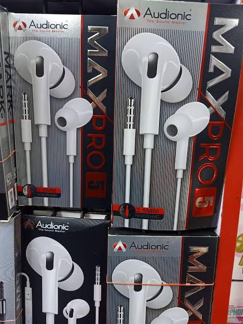 Audionic%20MAX%20PRO%205%20-%20Airbud%20Pro%20Style%20Premium%20Bass%20&%20High%20Quality%20Sound%20Wired%20Handsfree%20-%20Image%205