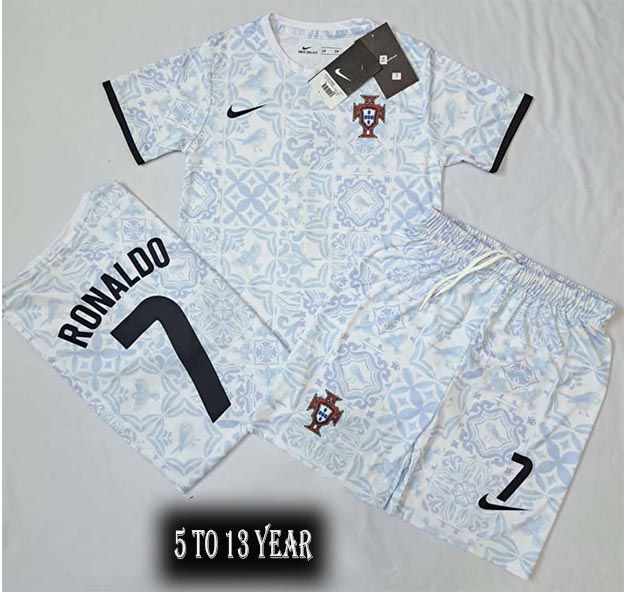 ronaldo new purtgal football kit   kid