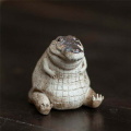 Alligator Statue Ornament Mini Crocodile Ornaments Tea Pet Alligator Baby Statue Garden Animals Figurine. 