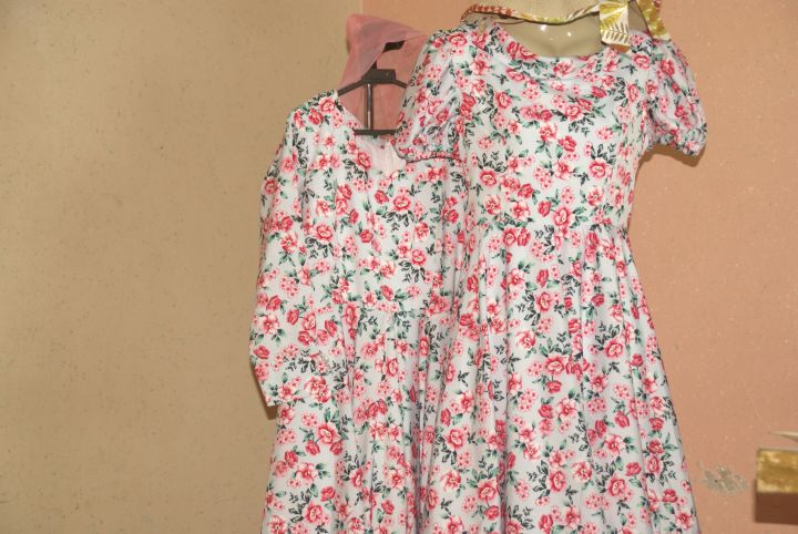Printed%20mini%20frock%20in%20-%20Image%202