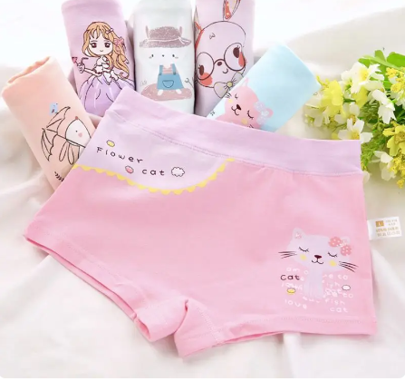 Flourish%20Undergarments%20Pack%20of%203%20%20Printed%20Comfortable%20and%20Fashionable%20Boxer%20And%20Underwear%20For%20Kids%20And%20Girls%20-%20Image%204