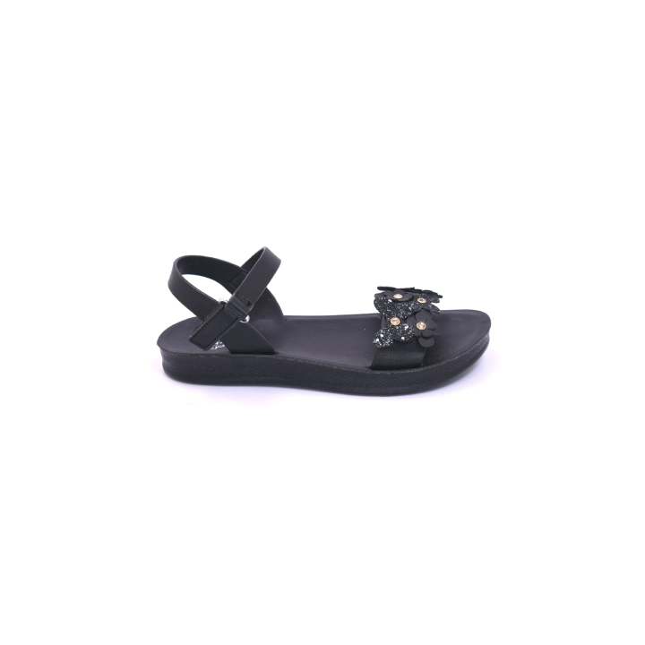 Bubble%20Gummers%20By%20Bata%20-%20Girls%20(5%20Years%20-%2010%20Years)%20Black%20Sandals%20For%20Girls%20-%20Kids%20Footwear%20-%20Image%202
