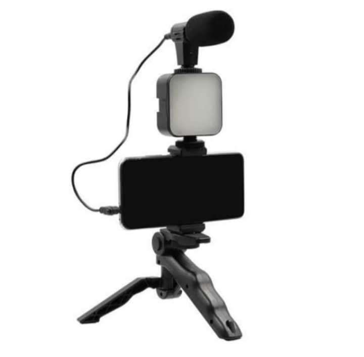Vlogging%20Kit%20ay%2049%20,%20Video%20Making%20kit,%20with%20tripod%20stand,%20Microphone,%20Shoot%20video,%20Led%20Light,%20Mobile%20Holder%20ALL%20IN%20ONE%20-%20Image%208