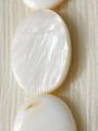 4, 7, 8, 11pcs String Natural Flat Oval White Mother of Pearl Sea Shell Beads for Crafting - DIY Crafting Elegant Jewelry Making Supplies. 