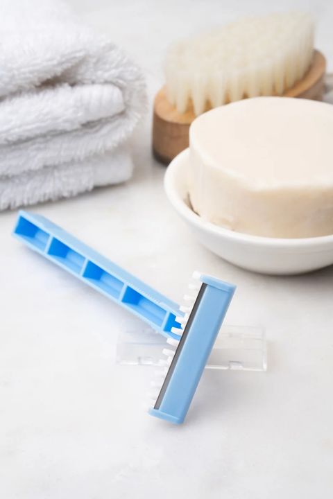 Treet%20Hygiene%20Body%20Razor%201s%20Pouch%20-%20Image%203