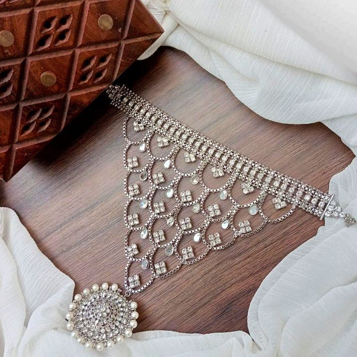 body%20jewelry%20hand%20panja%20-%20Image%203