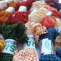 Premium Shuttle Laces 5 yards of new design laces; available in 28 colors for various crafts. 