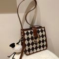 Chio2nd Sun Descendant Bucket Bag Female2023New Trendy Autumn and Winter Fashion All-Matching Shoulder Messenger Bag. 