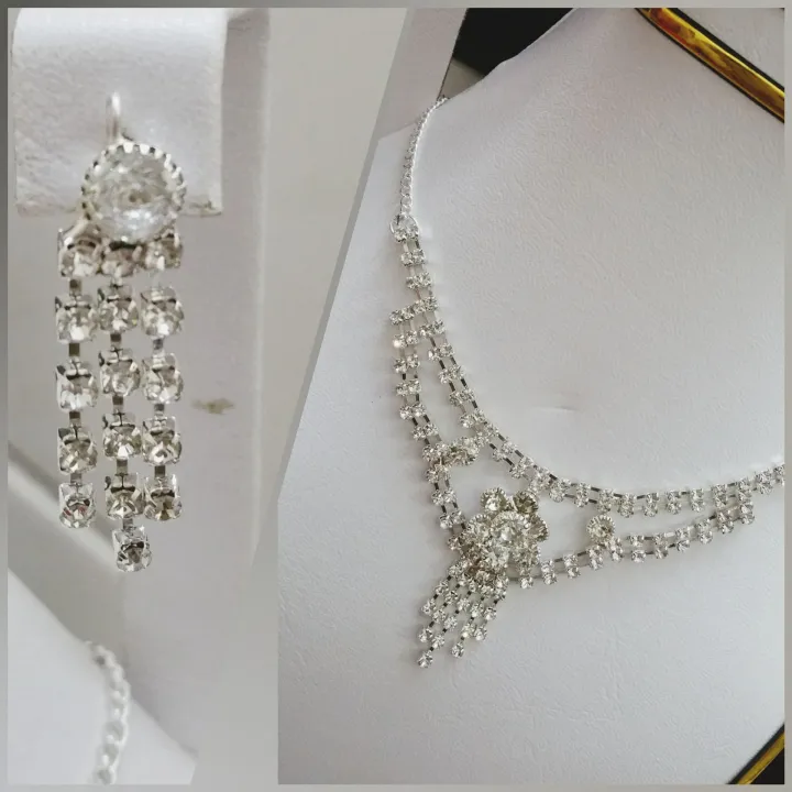 Silver%20Bridal%20Jewellary%20Set%20with%20Earrings%20&%20Tikka%20for%20Girls%20Woman%20-%20Image%202