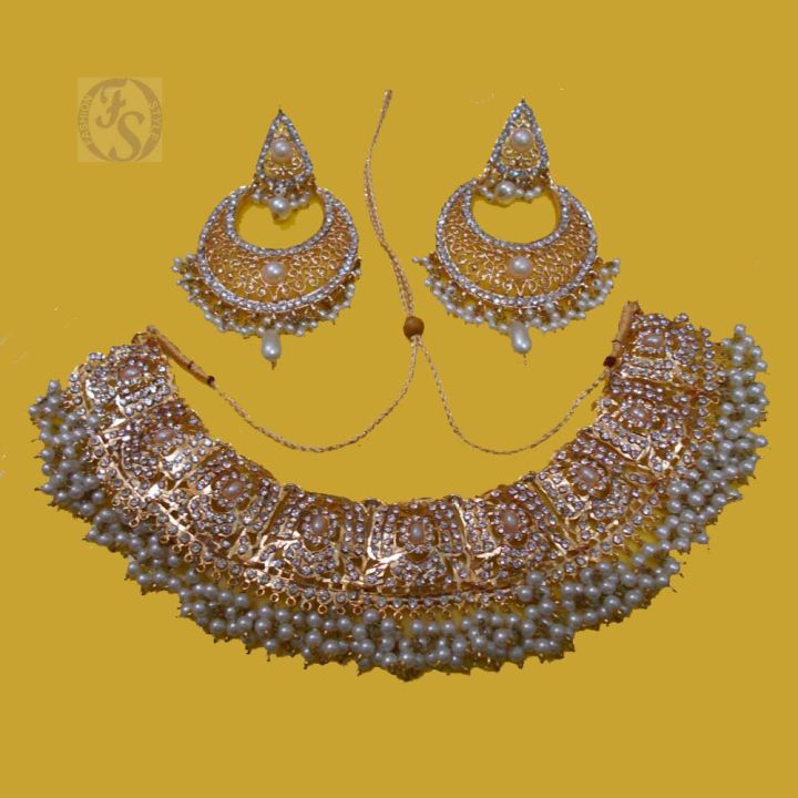 Gorgeous%20Gold%20Plated%20Guluband%20Bridal%20Set%20-%20Image%203