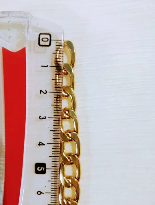 Chain%20Belt%20For%20Girls%20%7C%20Golden%20Thick%20Loops%20Chain%20With%20Durable%20Lock%20And%20Extension%20-%20Image%205