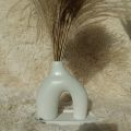 Geometric vase, handmade concrete vase, flower vase, Home decor, Home decoration ideas, flower vase for your home, concrete vase for your room. 