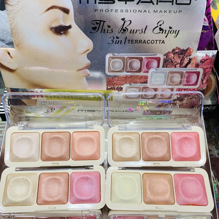 3 in 1 Glow Blush On & Highlighter Palette - Silky Smooth Makeup Kit ...