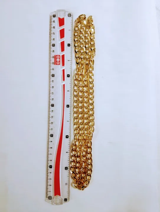 Chain%20Belt%20For%20Girls%20%7C%20Golden%20Thick%20Loops%20Chain%20With%20Durable%20Lock%20And%20Extension%20-%20Image%203