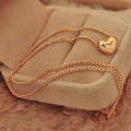 Elegant Women Lady Simple Design Gold Tone Chain Heart Love Pendant Necklace. 