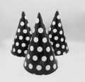 BLACK POLKA DOT CAPS - PACK OF 10 PARTY CAPS. 