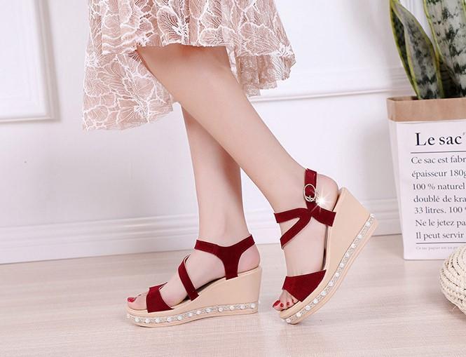 PEARL%20HIGH%20HEELS%20WEDGE%20SANDALS%20-%20Image%205