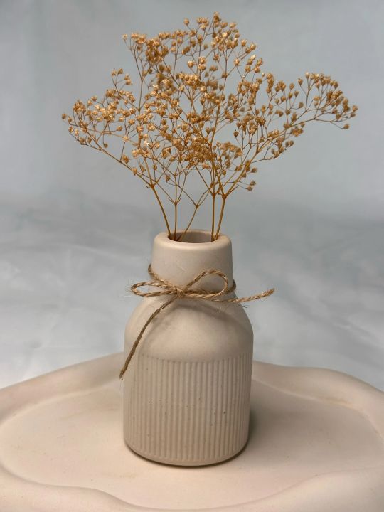 Set%20of%204%20Mini%20Flower%20Vases%20with%20Tray%20%E2%80%93%20Nordic%20Style%20Decorative%20Flower%20Vases%20for%20Home,%20Office%20&%20Table%20D%C3%A9cor%20%7C%20Modern%20Boho%20Aesthetic%20%7C%20Handmade%20Matte%20Finish%20%7C%20Ideal%20for%20Dried%20Flowers,%20Shelf%20Decoration%20&%20Gifting%20-%20Image%203