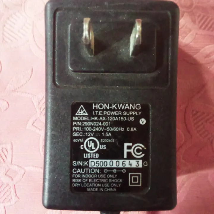 "HON-KWANG%2012V%20Power%20Adapter%20Charger%20(1.5A%20/%20Compatible%20up%20to%203.5A)%20%7C%20Universal%20ITE%20Power%20Supply%20%7C%20100-240V%20Input"%20-%20Image%202
