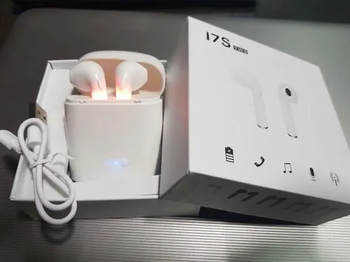 i7%20TWS%20(%20Twins%20)%20Wireless%20Earbuds.%20-%20Image%206