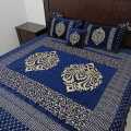 H.Mughal Tredar Velvet Jaquard Bessheet aet (4 pcs) | Velvet Bedsheet set ( 4 pcs) | Winter stuff Bedsheet. 