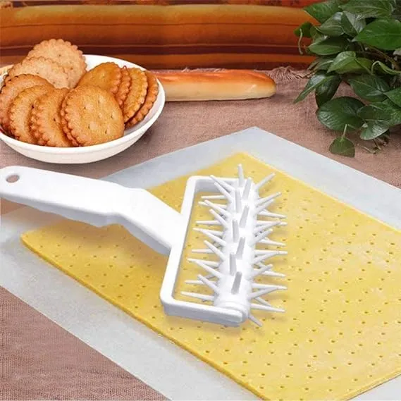 Dough%20Puncher,%20Lattice%20Roller%20Cutter,%20Plastic%20Bread%20Needle%20Puncher%20Pizza%20Needle%20Roller%20Crust%20Cookie%20Biscuit%20Puncher%20Decorative%20Cooking%20Tool%20Backing%20Tool%20-%20Image%207