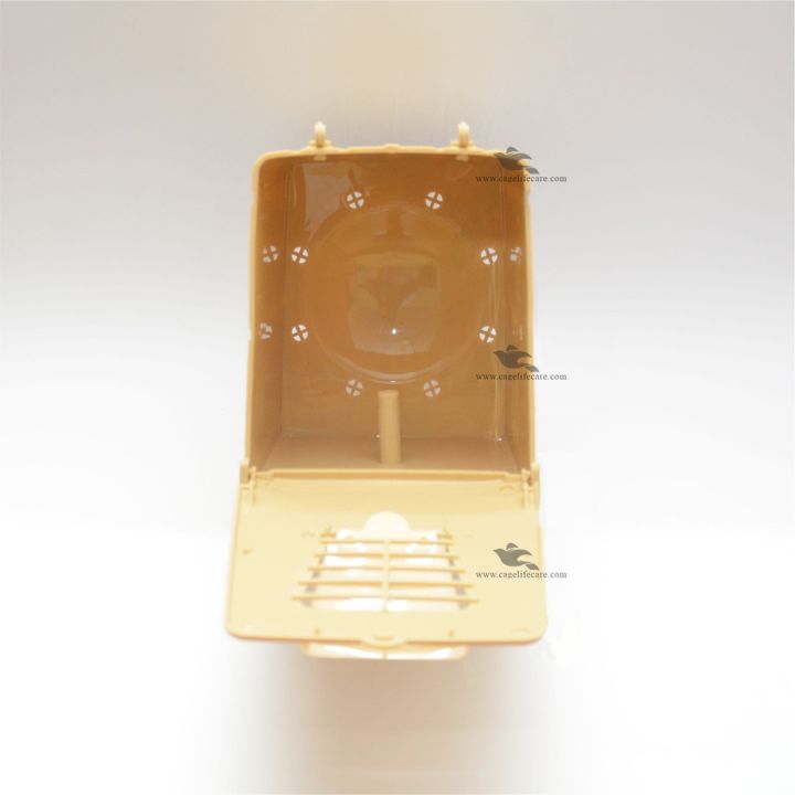 Finches%20&%20Budgies%20Nest%20box%20-%20Plastic%20Breeding%20Boxes%20Best%20for%20all%20breeders%20and%20aivary%20users%20-%20Image%204