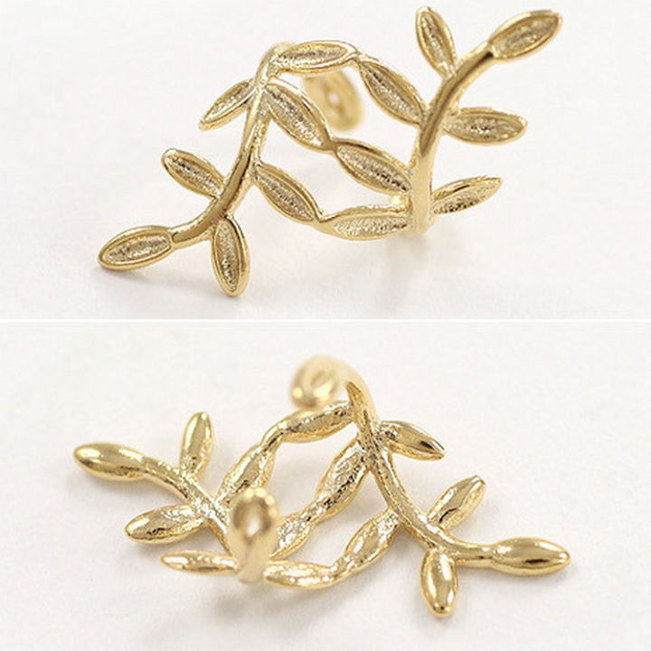 Pair%20of%20Ear%20Clip%20Earrings%20For%20Girl%20Leaf%20Earclip%20For%20Girls%20Stylish%20Earrings%20Valentines%20Day%20Gift%20for%20Lovers%20-%20Image%204