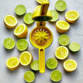 Manual Lemon Squeezer Dual-Action Citrus Press Hand Fruit Juicer Lime Squeezer Bowl Hand Press Kitchen Tool Manual Citrus Juicer. 