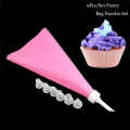 9pcs/Set Silicone Kitchen Accessories Icing Piping Cream Pastry Bag+7PCS Plastic Nozzle +Coupler Converter Cake Decorating Tools. 