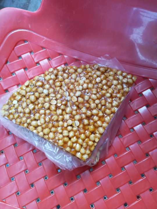 Chickpea%20Chikki%20Pure%20Gurh%20Chana%20Laiii%20Sweet%20&%20Crunchy%20Best%20Chikki%20Original%20Shikarpuri%20Fresh%20Pure%20Dried%20Chiki%20Laii%20(500%20gms)%20Home%20Made%20Chikki%20Fresh%20&%20Tasty%20Hygienic%20Chikki%20Slice%20Dry%20Fruit%20Chikki%20Slices%20-%20Image%204