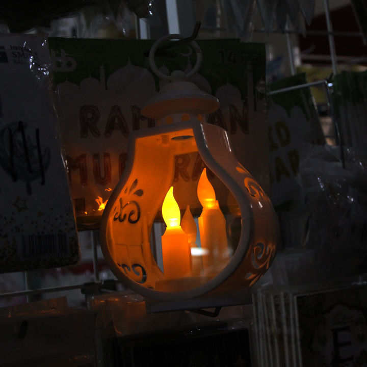 Islamic%20Festive%20LED%20Lantern%20Light%20Collection,%20Candles%20Lights%20Ramadan%20Mubarak%20Decorations,%20Eid%20&%20Ramazan%20Decoration%20Accessories,%20Lamp%20Hanging%20LEDs,%20Hajj%20&%20Umrah%20Decor%20Supplies,%20Holy%20Festival%20Occasions,%20Ramzan%20Kareem%20Lamps,%20Window%20Decorative%20Gift%20Items%20-%20Image%204