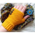 Handmade Simple Style hand Gloves. 
