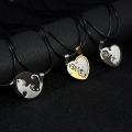Animal Pendant Black Cat Stitching Necklace Friendship Heart Shape Gold White Cat Cute Couple Jewelry Necklace. 