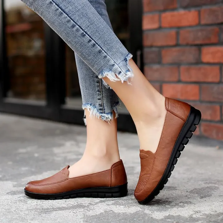 PU%20Light%20Leather%20For%20Women%20Casual%20Flat%20Ladies%20Shoes%20Nurse%20Soft%20Peas%20Loafer%20Flats%2035-41%20-%20Image%208