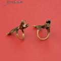 ing Finger Clip Exquisite Hands-Free Dragon Holder Ring Rack. 