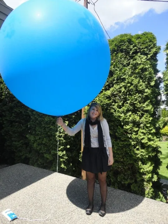 Extra%20Large%20Jumbo%20Size%202%20Latex%20Balloons%20For%20Birthday%20&%20Party%20Decoration%20-%20Image%207