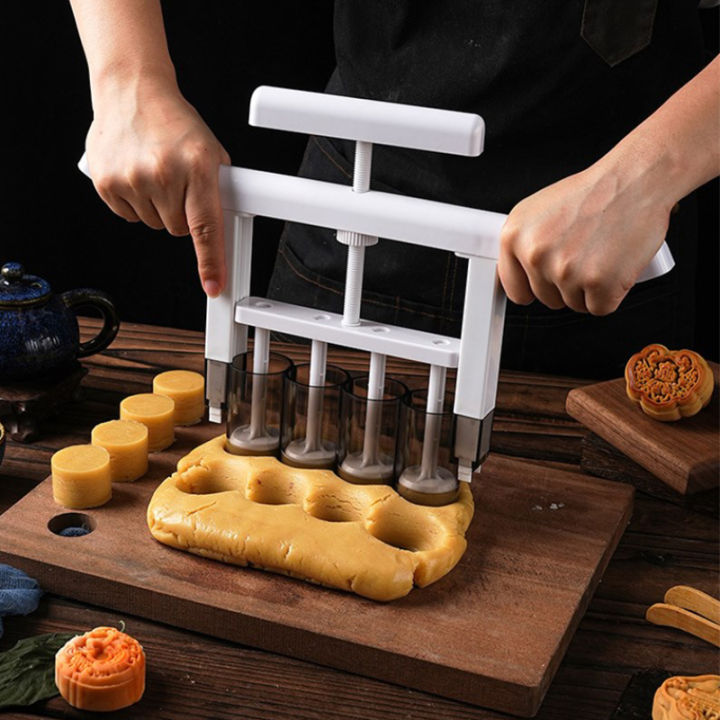 Dough%20Quantitative%20Artifact%20Hand-Pressed%20Stuffing%20Machine%20Easy%20To%20Operate%20Mooncake%20Stuffing%20Separator%20For%20Baking%20Lover%20-%20Image%203