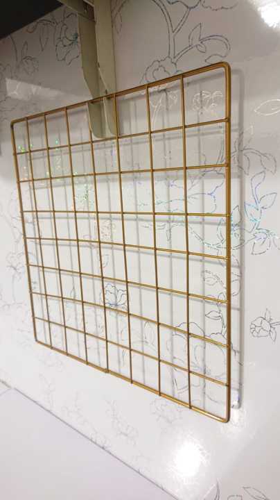 Metal%20Mesh%20Grid%20Panel%20Photo%20Wall%20D%C3%A9cor%20Art%20Display%20-%20Image%207