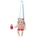 Hasbro: LITTLES BY BABY ALIVE: CARRY 'N GO SQUAD: LITTLE CHLOE (E7176). 