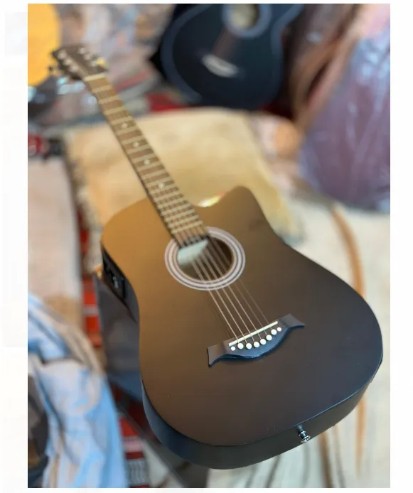 Semi%20Acoustic%20Guitar%20-%20Premium%20Quality%20-%20Top%20Quality%20Guitar%20In%20Pakistan%20-%20Image%205