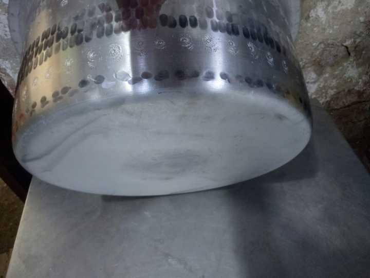 Large%20Degcha%20Cooking%20Sauce%20Pot%20Pateela%20with%20Lid%20Capacity%204kg%20-%20Image%204