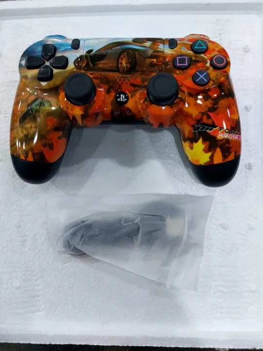 DualShock%204%20Wireless%20Controller%20for%20PlayStation%204%20-%20Blue%20-%20Image%203