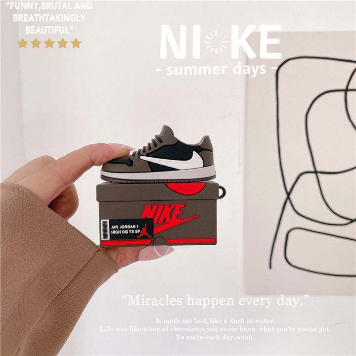 Sneaker%20Airpod%20Pro%20and%20Pro%202%20Case%20Cover%20Silicone%20Airpod%20Pro%20Case%203D%20Protective%20Case%20Cool%20Shoe%20Case%20with%20Keyring%20-%20Image%203