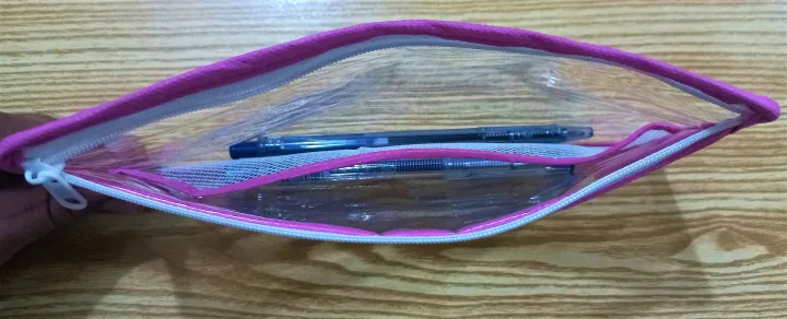 Pencil%20Pouch%20%7C%20Transparent%20Design%20%7C%20Smooth%20Zip%20%7C%20Finger%20Hook%20+%20Separator%20Mesh%20Inside%20%7C%20School%20Geometry%20Box%20-%20Image%206