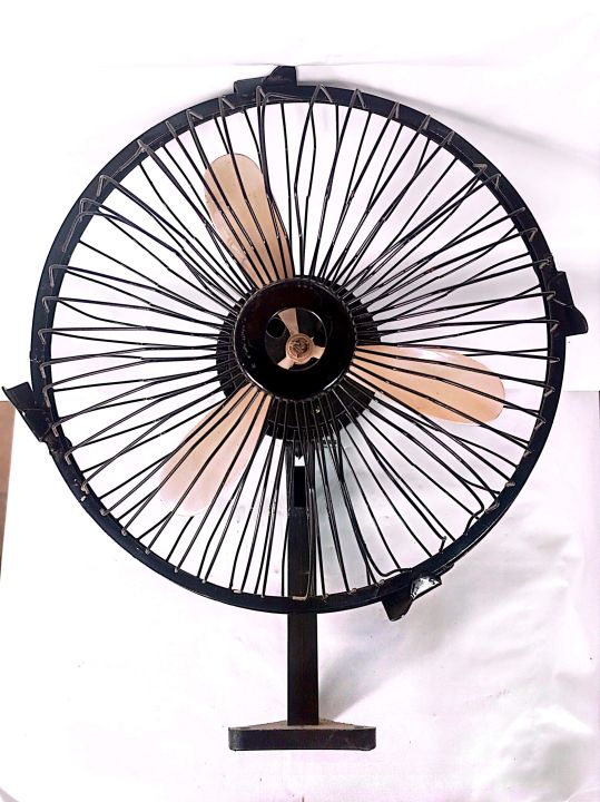 12%20Volt%20DC%20Mini%20Adjustable%20Fan%20For%20Both%20Indoor%20&%20Outdoor%20Use%20(8%20inches)%20-%20Image%202